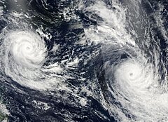 Ului (left) and Tomas (right) view from Modis (Nasa's Acqua satellite) on 2010/03/16.